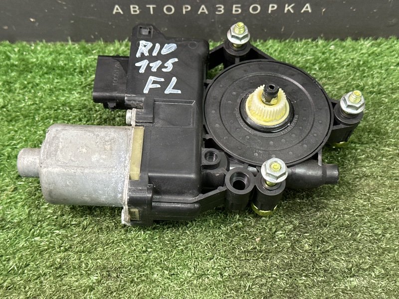 Мотор стеклоподъемника Kia Rio 4 2018