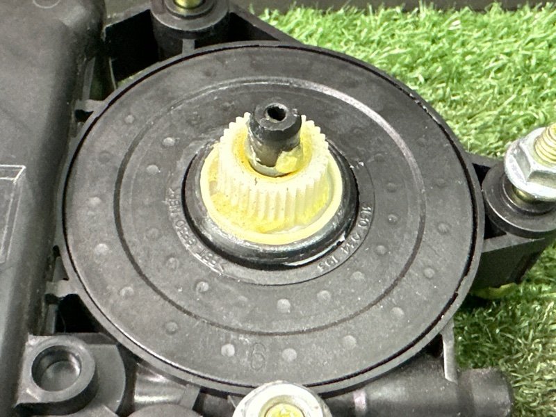 Мотор стеклоподъемника Kia Rio 4 2018