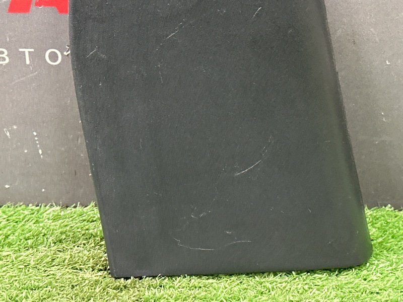 Накладка двери внутренняя Kia Rio 4 2018