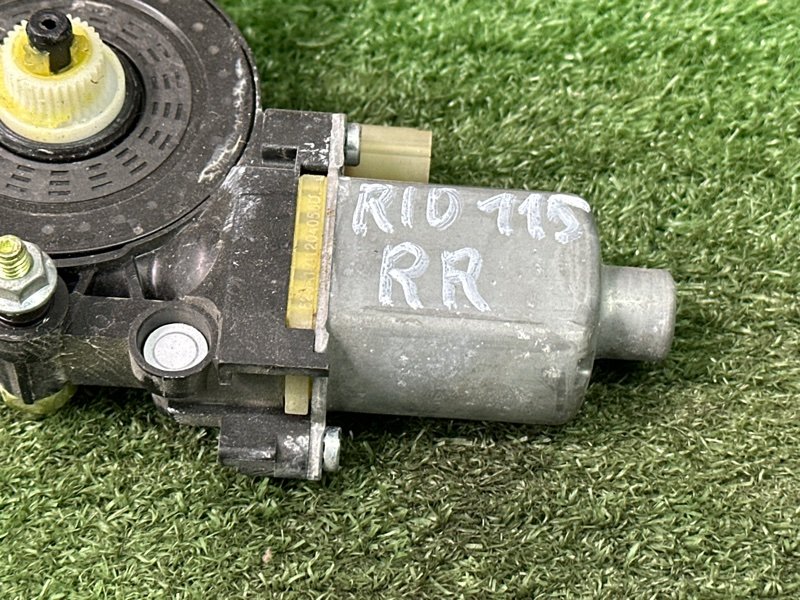 Мотор стеклоподъемника Kia Rio 4 2018