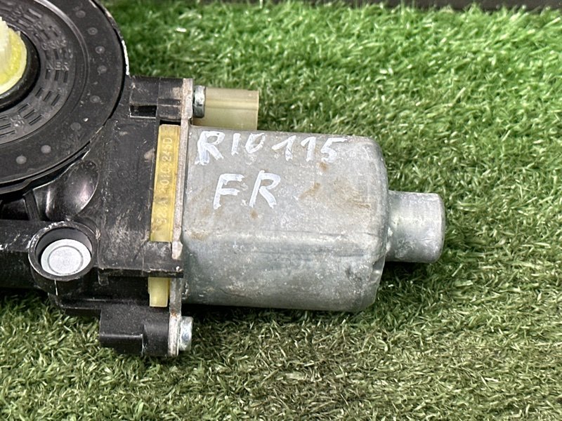 Мотор стеклоподъемника Kia Rio 4 2018