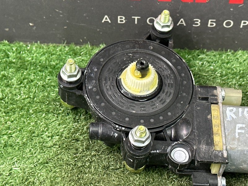 Мотор стеклоподъемника Kia Rio 4 2018