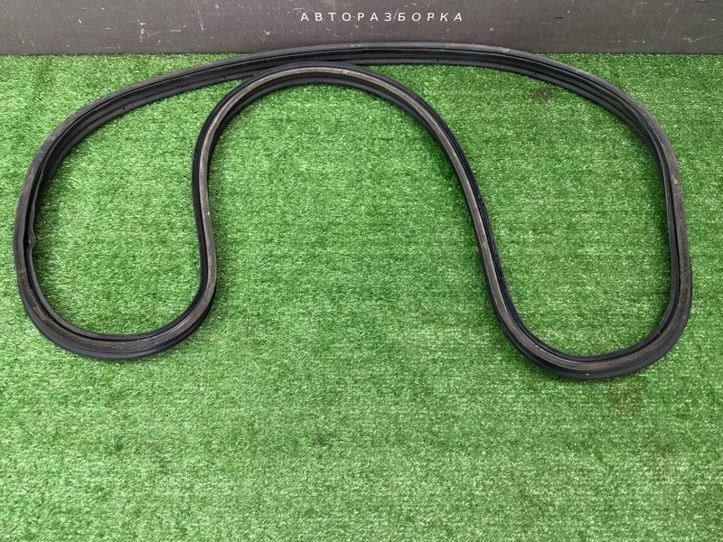 Уплотнитель багажника Kia Rio 4 2018