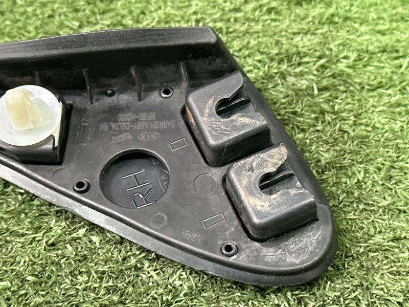 Накладка крыла Kia Rio 4 2018