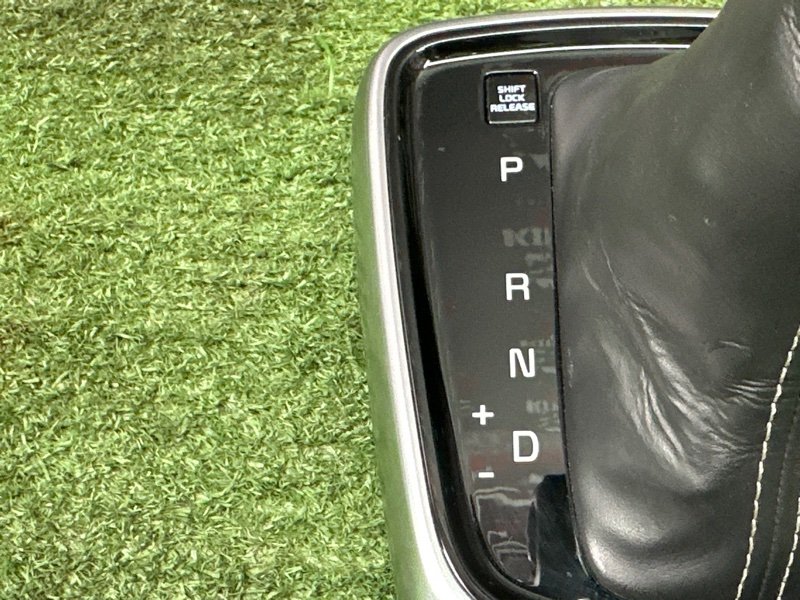 Рукоять с чехлом селектора АКПП Kia Rio 4 2018