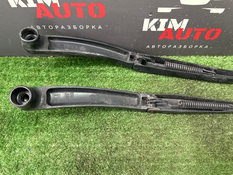 Поводки дворников Kia Rio 4 2018