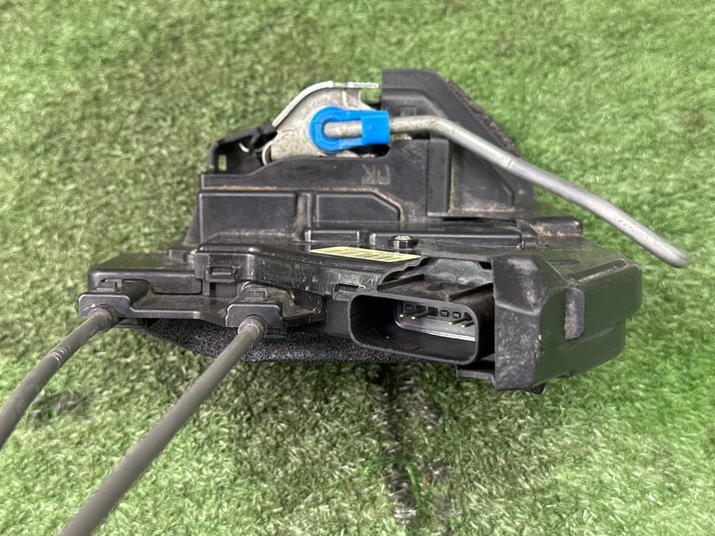 Замок двери Kia Rio 4 2018