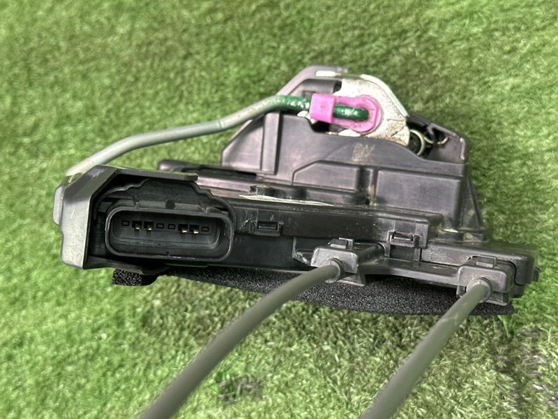 Замок двери Kia Rio 4 2018