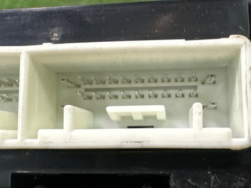 Блок управления бесключевым доступом Kia Rio 4 2018