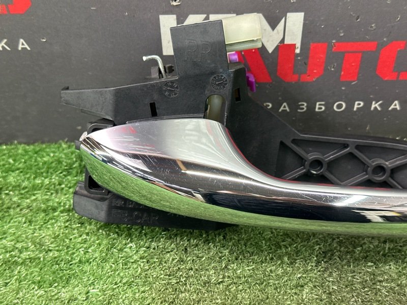 Ручка двери наружная в сборе Kia Rio 4 2018