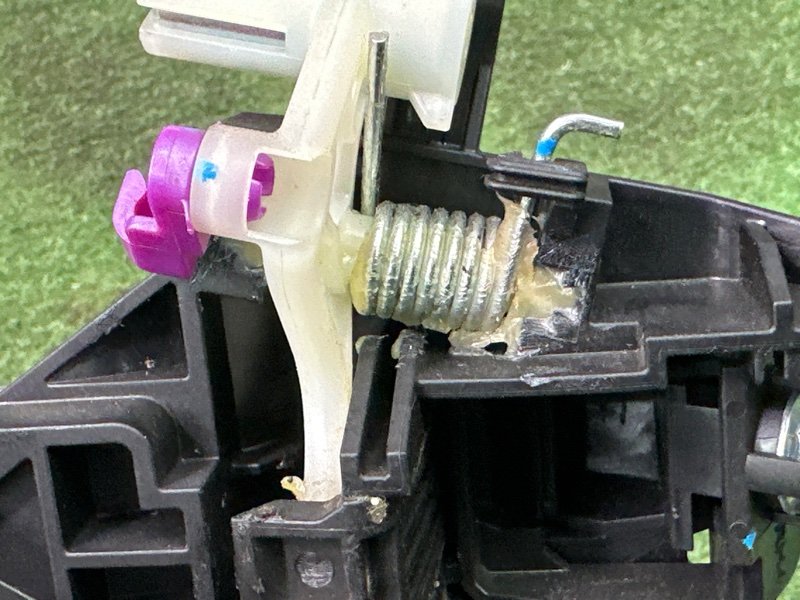 Ручка двери наружная в сборе Kia Rio 4 2018