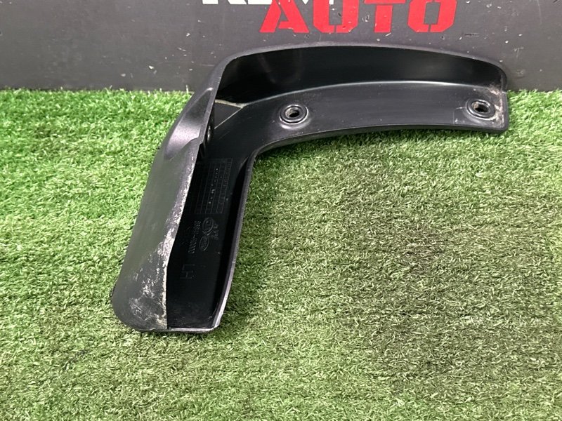 Брызговик Kia Rio 4 2018