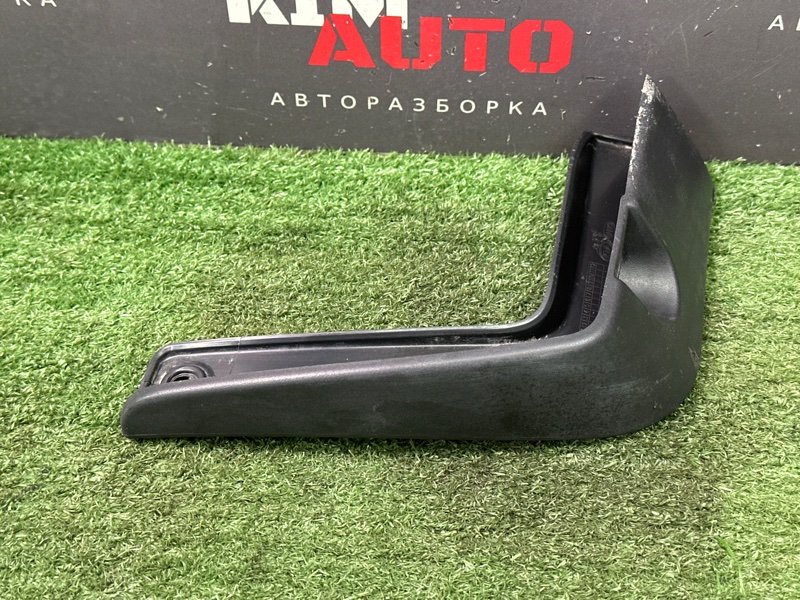 Брызговик Kia Rio 4 2018