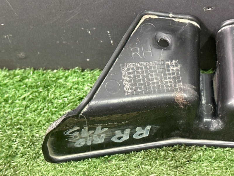 Аэродинамический щиток Kia Rio 4 2018