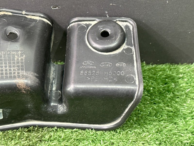 Аэродинамический щиток Kia Rio 4 2018