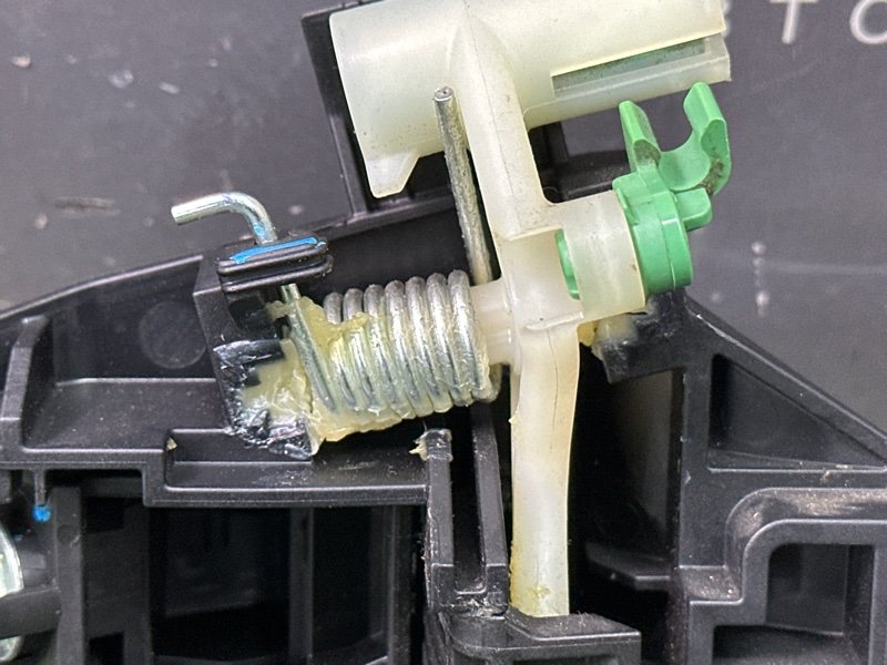 Ручка двери наружная в сборе Kia Rio 4 2018