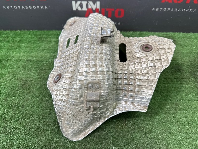 Тепловой экран выпускного коллектора Kia Rio 4 2018