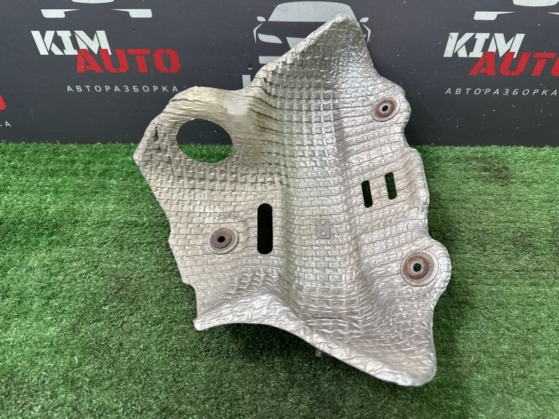 Тепловой экран выпускного коллектора Kia Rio 4 2018