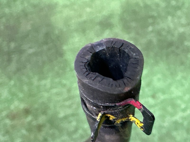 Шланг адсорбера Kia Rio 4 2018