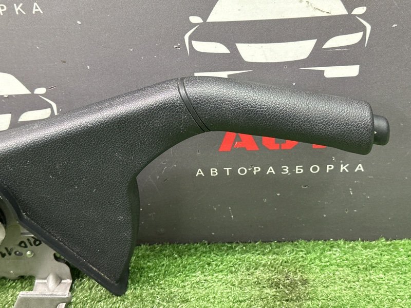 Рычаг стояночного тормоза (ручник) Kia Rio 4 2018