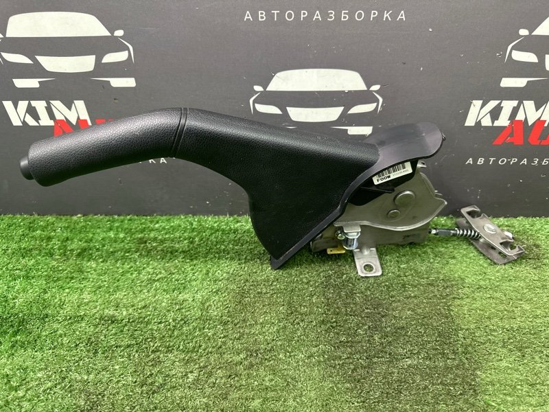 Рычаг стояночного тормоза (ручник) Kia Rio 4 2018