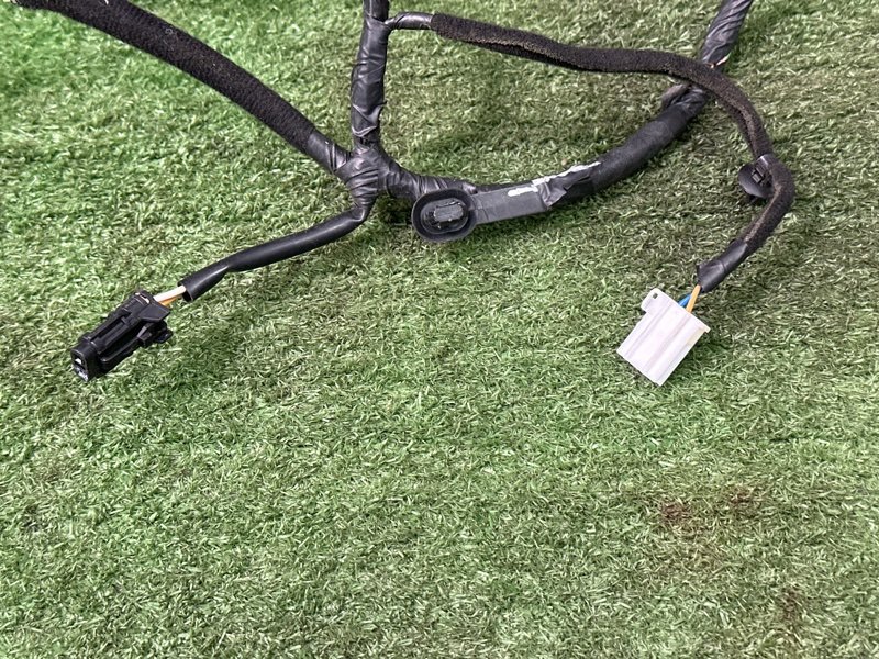 Проводка двери Kia Rio 4 2018