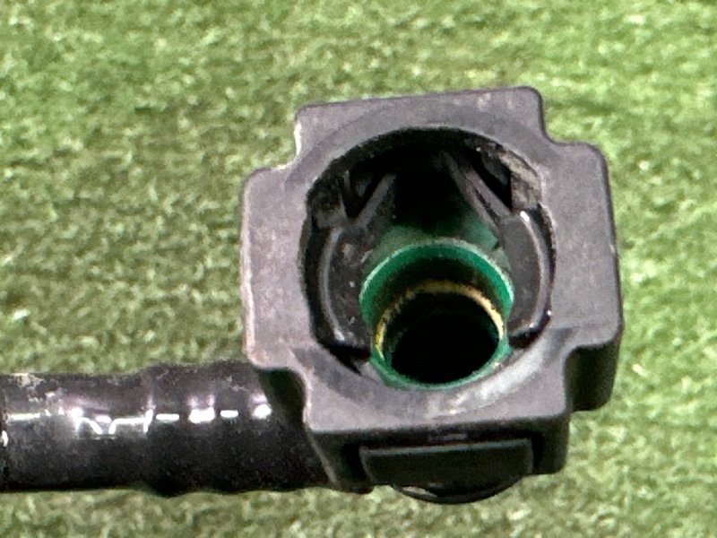 Трубка адсорбера Kia Rio 4 2018