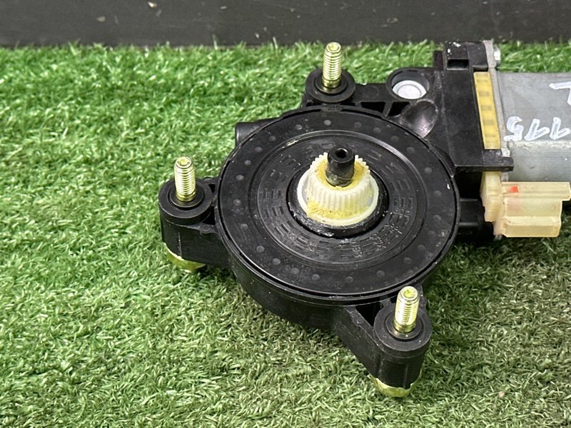 Мотор стеклоподъемника Kia Rio 4 2018