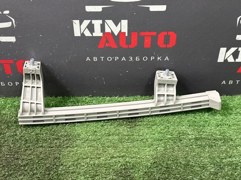 Направляющая стекла двери Kia Rio 4 2018