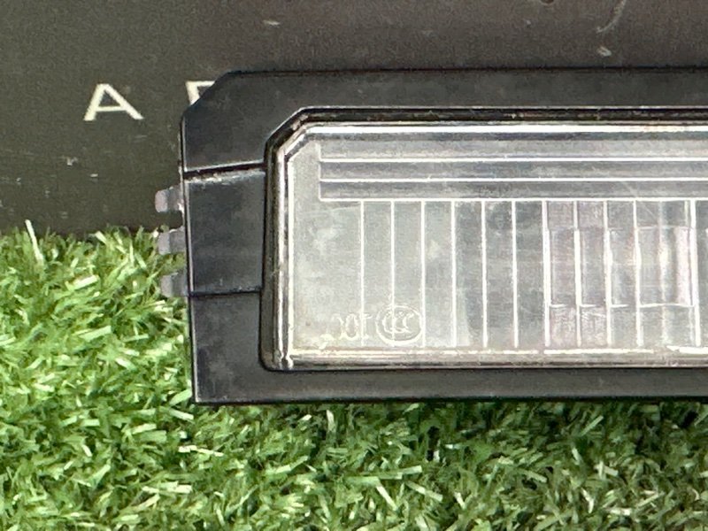 Плафон подсветки номера Kia Rio 4 2018