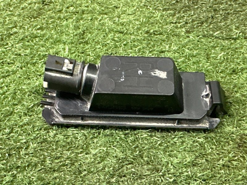 Плафон подсветки номера Kia Rio 4 2018