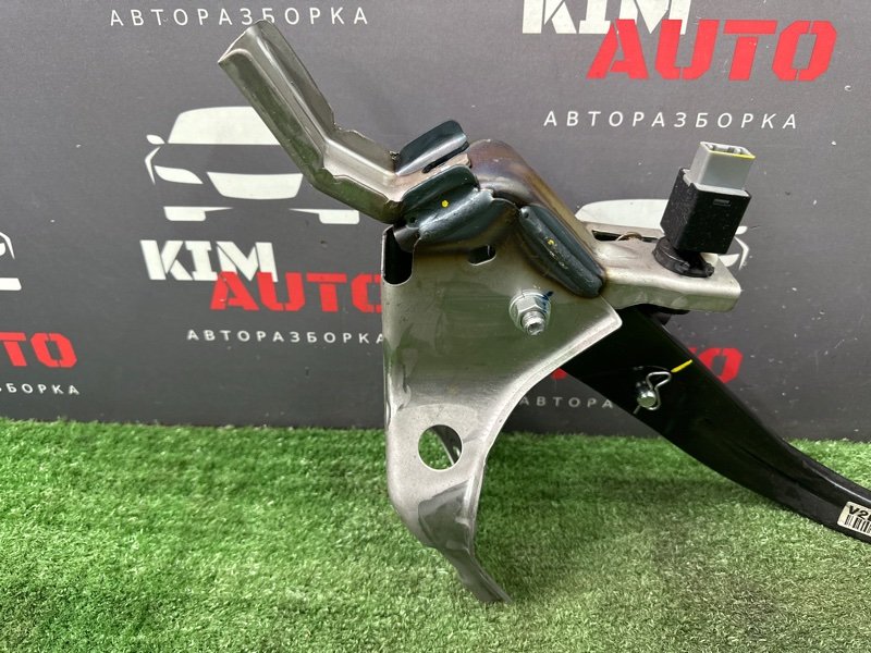 Педаль тормоза АКПП Kia Rio 4 2018