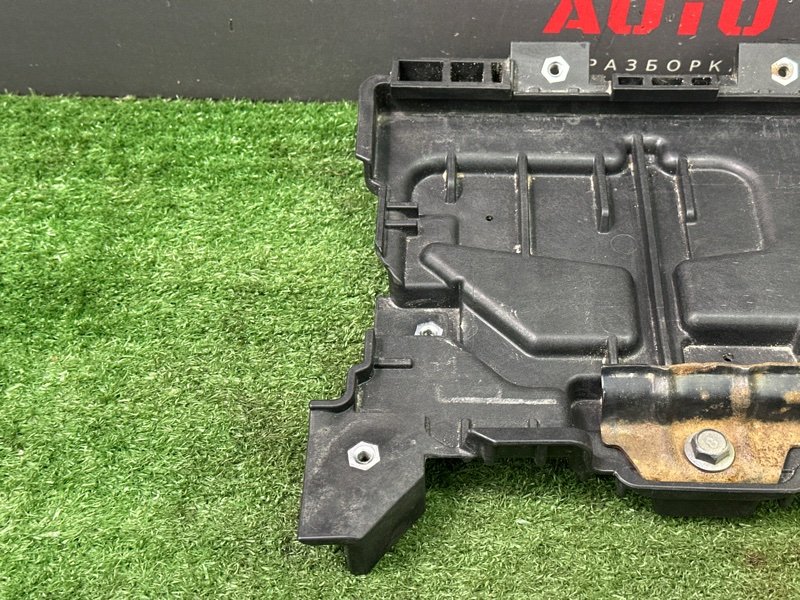 Площадка под АКБ Kia Rio 4 2018