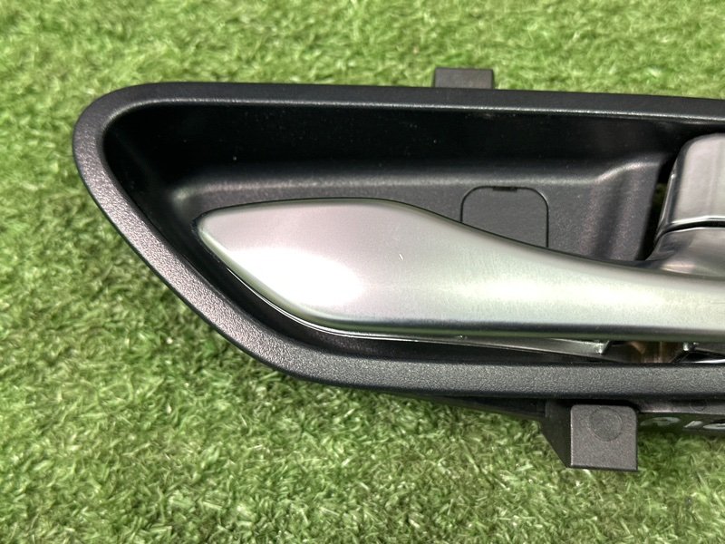 Ручка двери внутренняя Kia Rio 4 2018