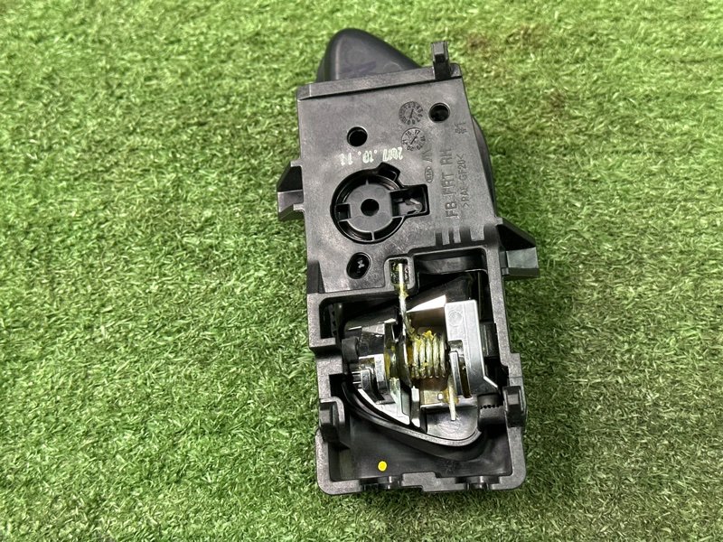 Ручка двери внутренняя Kia Rio 4 2018