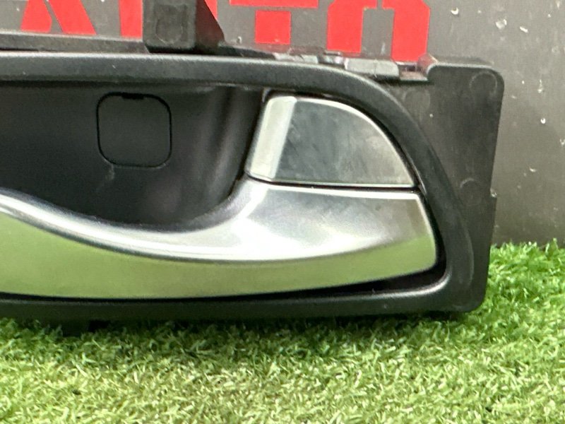 Ручка двери внутренняя Kia Rio 4 2018