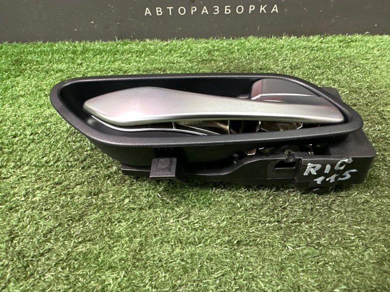 Ручка двери внутренняя Kia Rio 4 2018