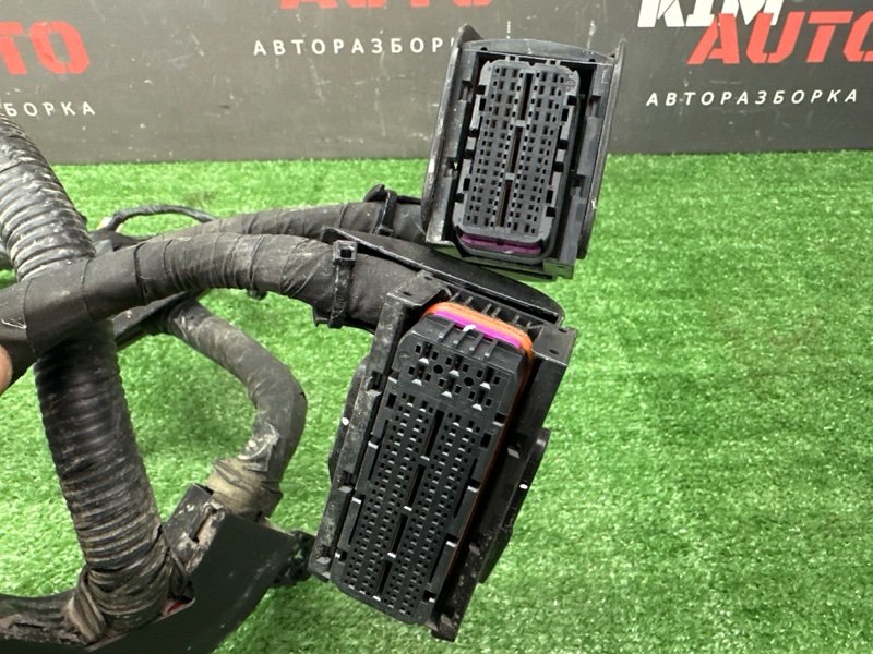 Проводка моторного отсека с блоком предохранителей Kia Rio 4 2018