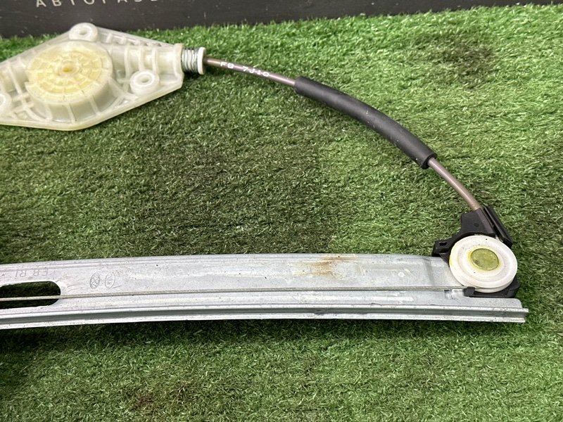 Механизм стеклоподъёмника Kia Rio 4 2018