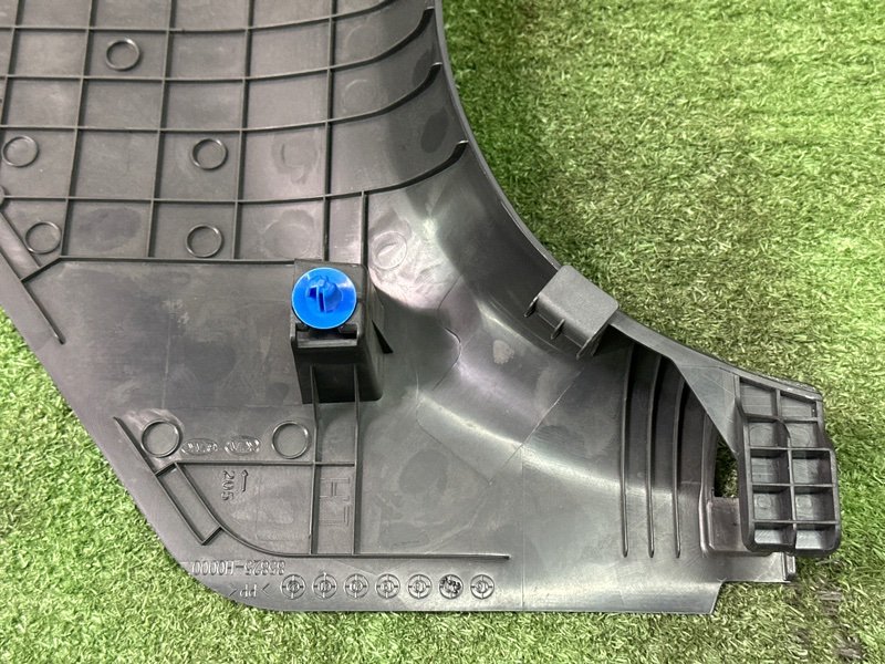 Накладка порога малая Kia Rio 4 2018