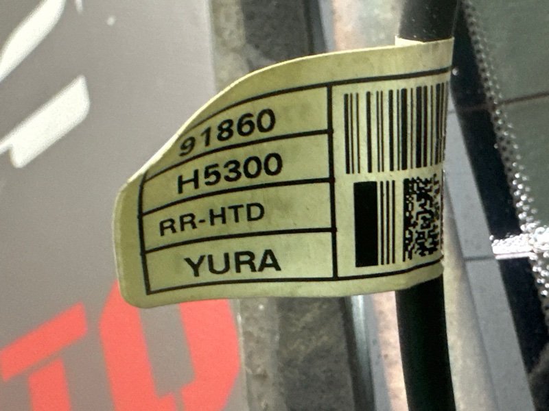 Стекло заднее с обогревом Kia Rio 4 2018