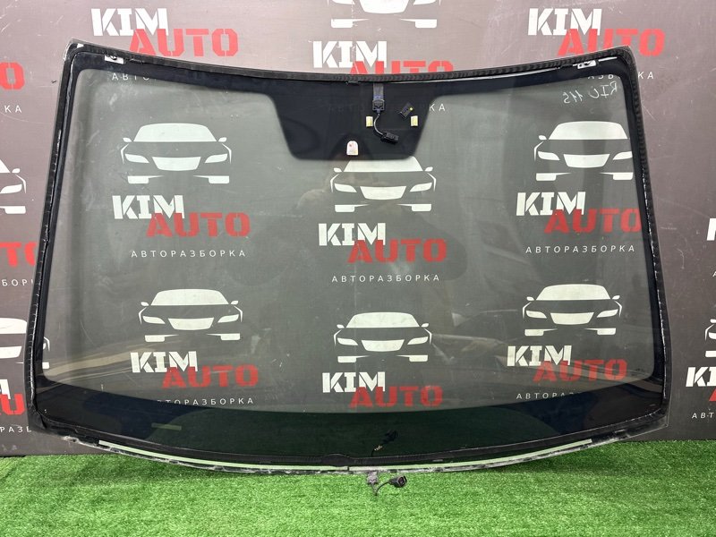 Стекло лобовое с обогревом Kia Rio 4 2018