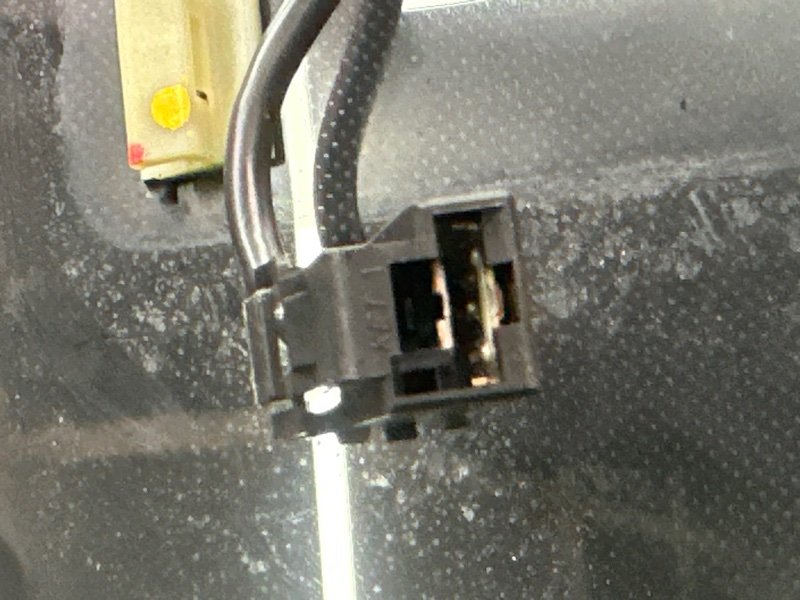 Стекло лобовое с обогревом Kia Rio 4 2018