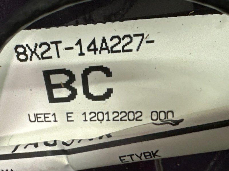 Крышка багажника Jaguar XF