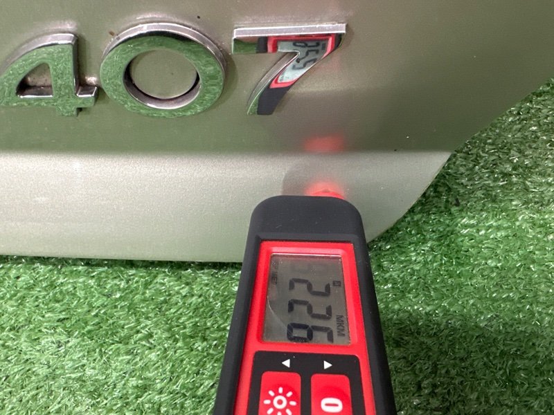 Крышка багажника Peugeot 407