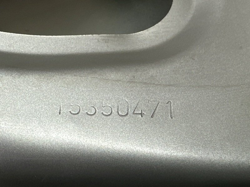 Крышка багажника Peugeot 407