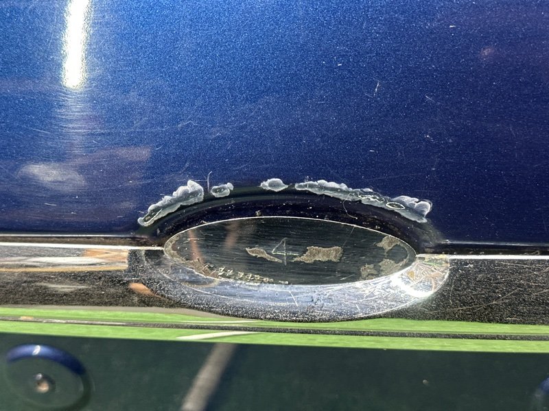 Крышка багажника Ford Mondeo 2