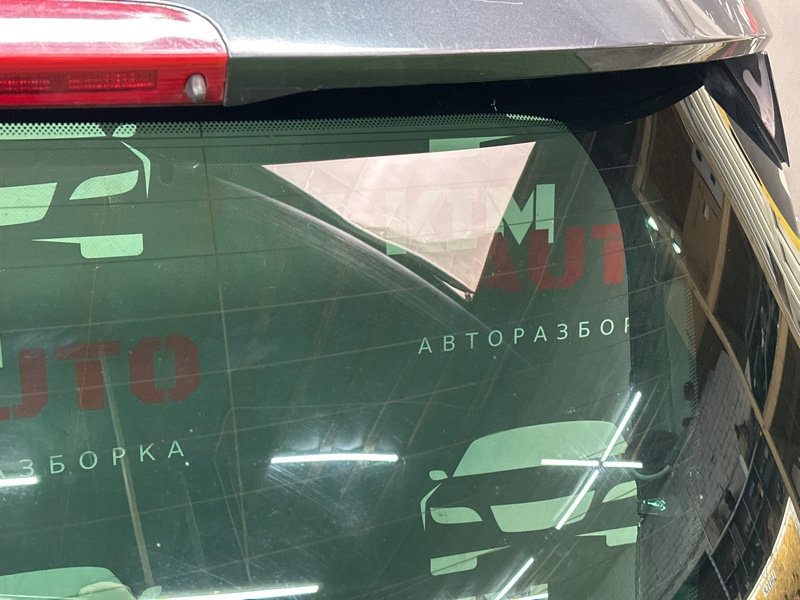 Крышка багажника Renault Megane