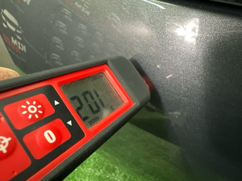 Крышка багажника Peugeot 208