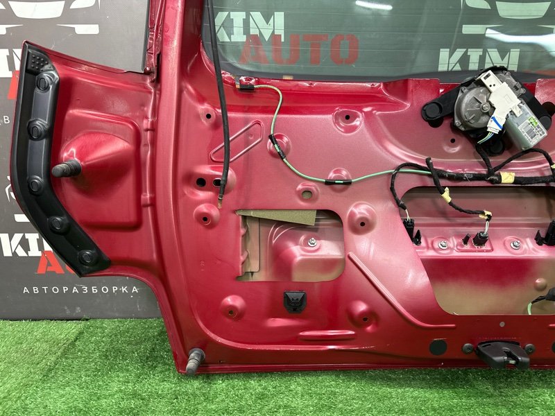 Крышка багажника Citroen C 3 Picasso